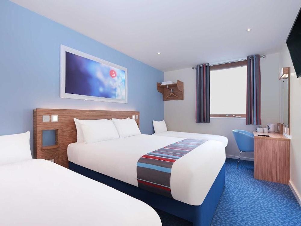Travelodge London Ealing Zewnętrze zdjęcie