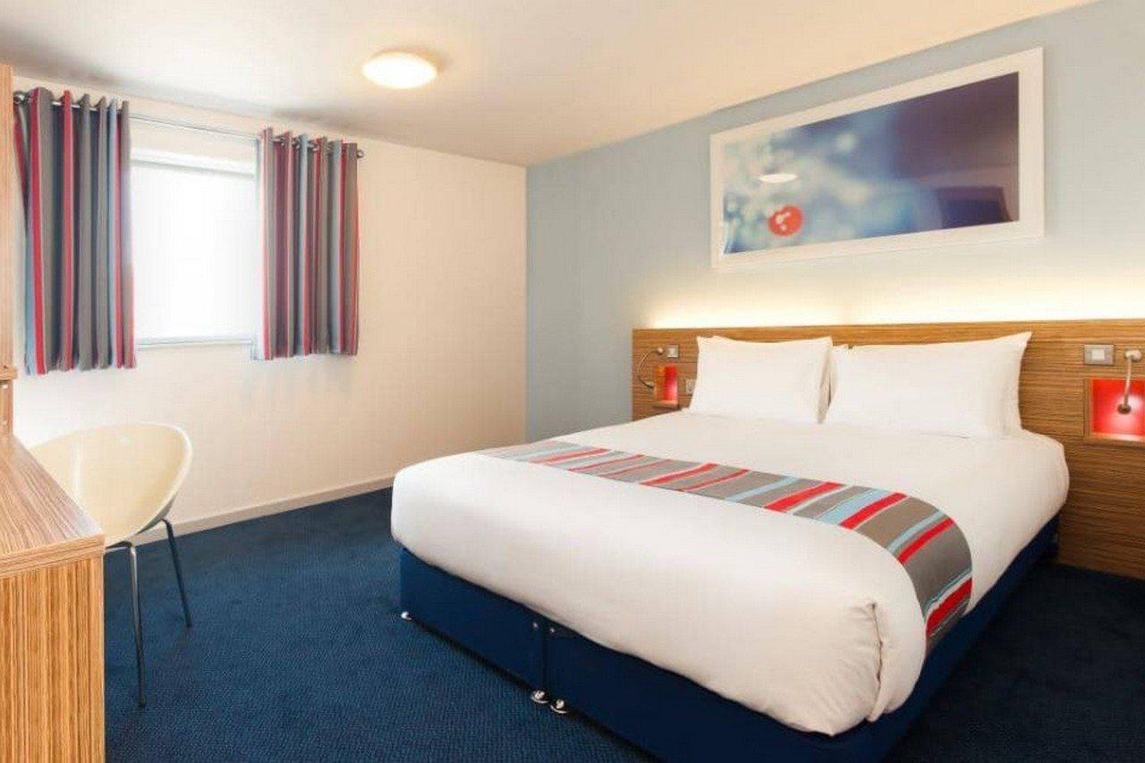 Travelodge London Ealing Zewnętrze zdjęcie
