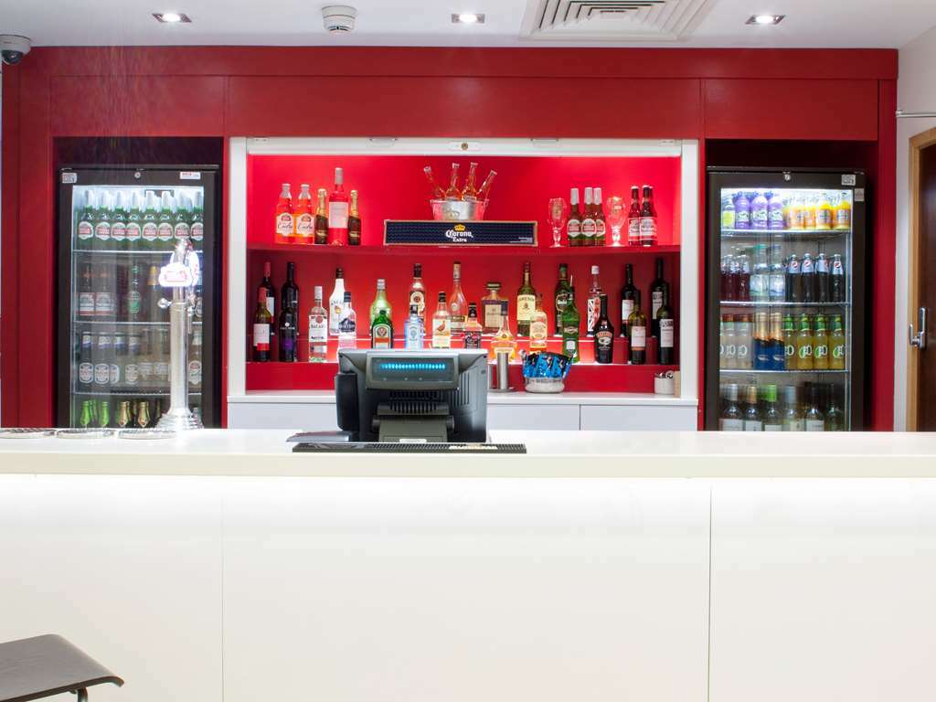 Travelodge London Ealing Restauracja zdjęcie